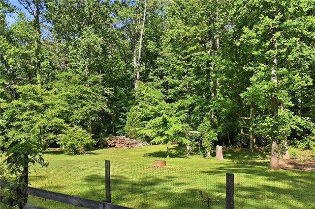 483 Martinique Trace, Canton, GA 30115