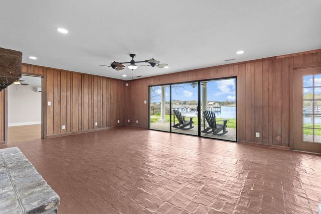 201 River Rd., Georgetown, SC 29440