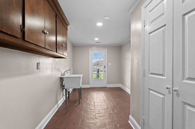 201 River Rd., Georgetown, SC 29440