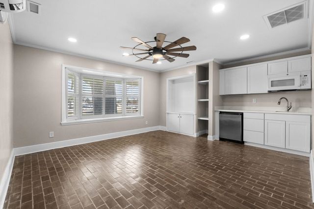 201 River Rd., Georgetown, SC 29440