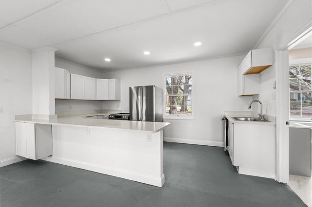 201 River Rd., Georgetown, SC 29440