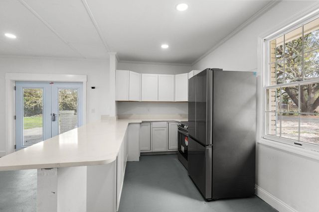 201 River Rd., Georgetown, SC 29440