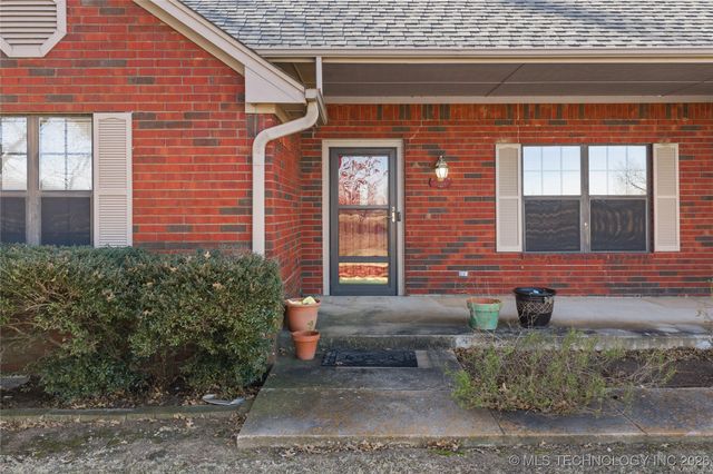 14823 US Hwy 77, Springer, OK 73458