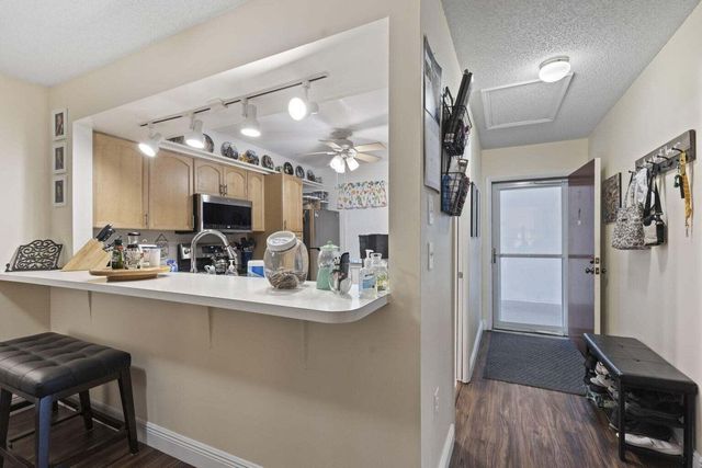 2302 Sunrise Boulevard 206, Fort Pierce, FL 34982