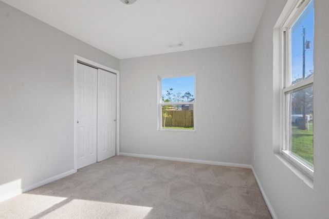 305 S Erwin Street, Brazoria, TX 77422