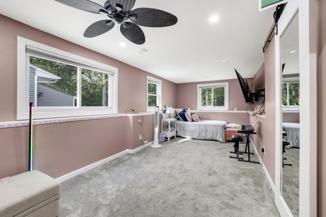 8426 Kimbro Avenue S, Cottage Grove, MN 55016