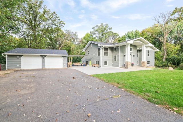 8426 Kimbro Avenue S, Cottage Grove, MN 55016