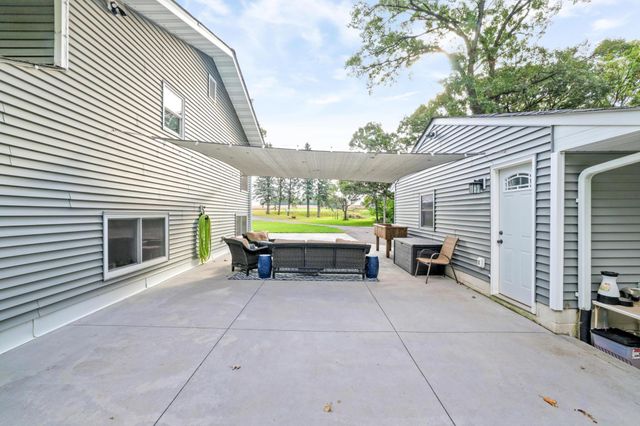 8426 Kimbro Avenue S, Cottage Grove, MN 55016