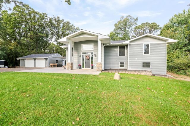 8426 Kimbro Avenue S, Cottage Grove, MN 55016