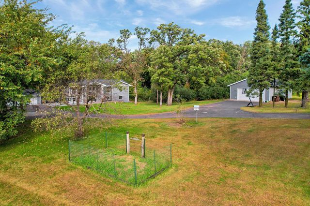 8426 Kimbro Avenue S, Cottage Grove, MN 55016