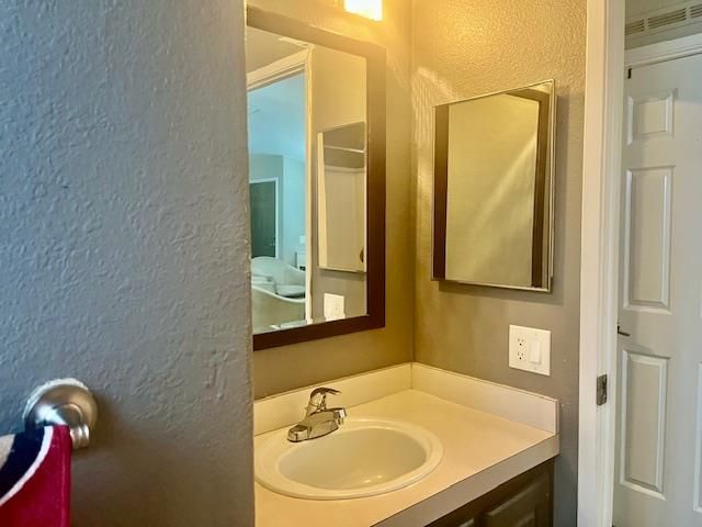 3015 E Bayshore Road 316, Redwood City, CA 94063