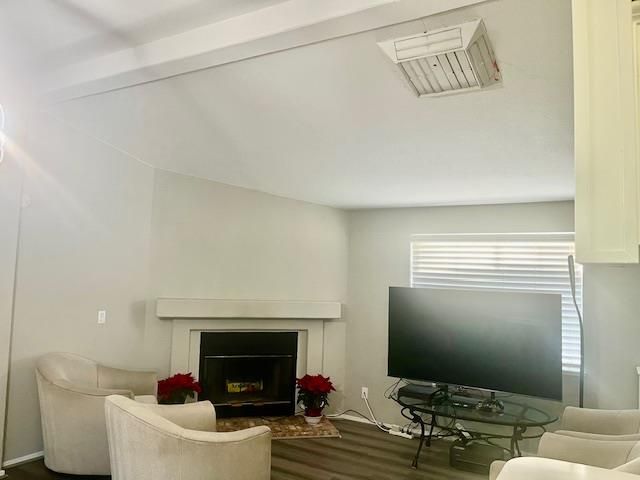 3015 E Bayshore Road 316, Redwood City, CA 94063