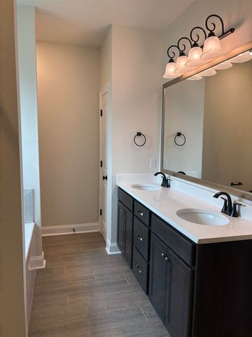 211 Magazine Loop, Thibodaux, LA 70301