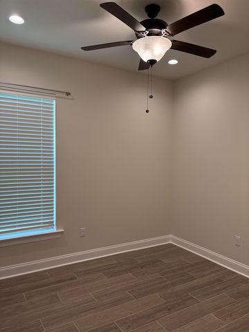 211 Magazine Loop, Thibodaux, LA 70301