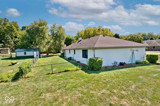 7642 Maxwelton Street, Mooresville, IN 46158