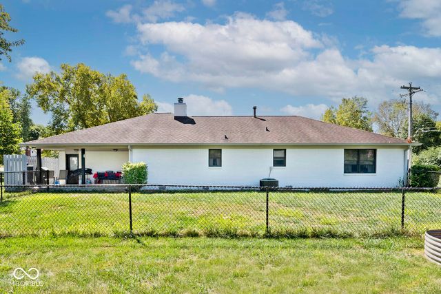 7642 Maxwelton Street, Mooresville, IN 46158