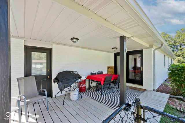 7642 Maxwelton Street, Mooresville, IN 46158