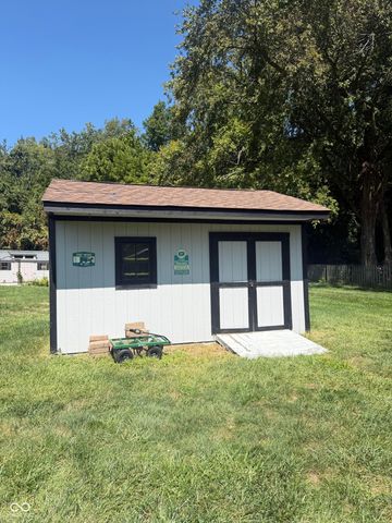 7642 Maxwelton Street, Mooresville, IN 46158