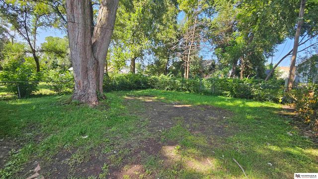 2442 Hartman Avenue, Omaha, NE 68111