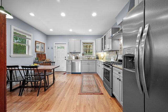 48 High Rock St 1, Lynn, MA 01902