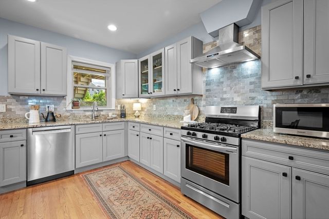 48 High Rock St 1, Lynn, MA 01902