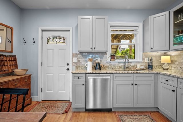 48 High Rock St 1, Lynn, MA 01902