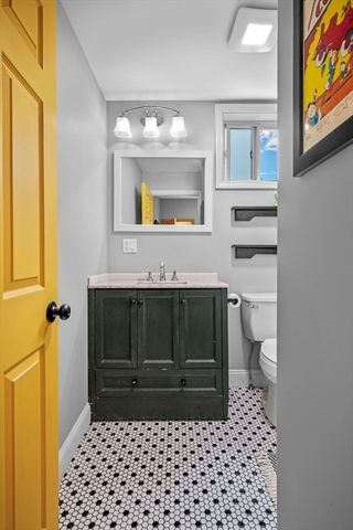 48 High Rock St 1, Lynn, MA 01902