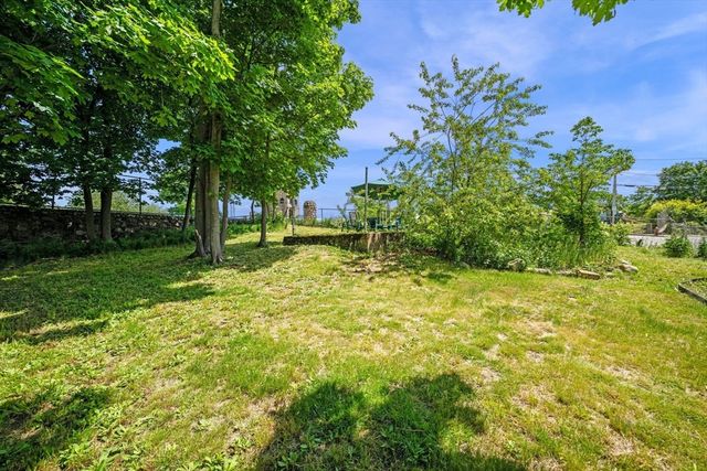 48 High Rock St 1, Lynn, MA 01902