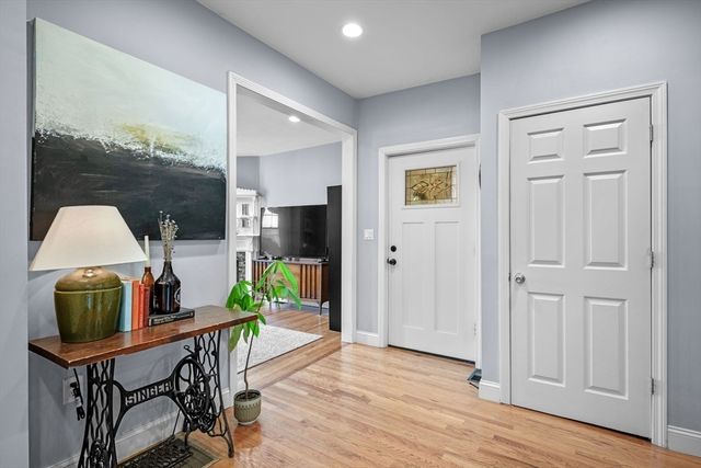 48 High Rock St 1, Lynn, MA 01902