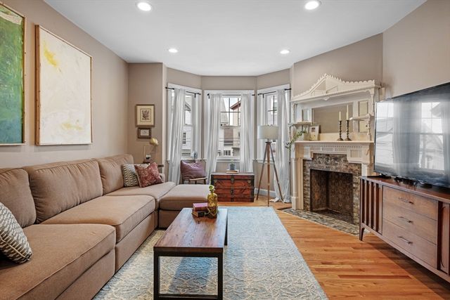 48 High Rock St 1, Lynn, MA 01902