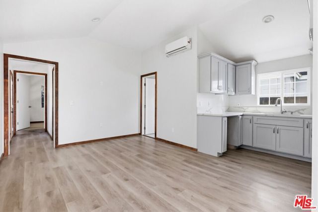 2163 W 27th Street, Los Angeles, CA 90018