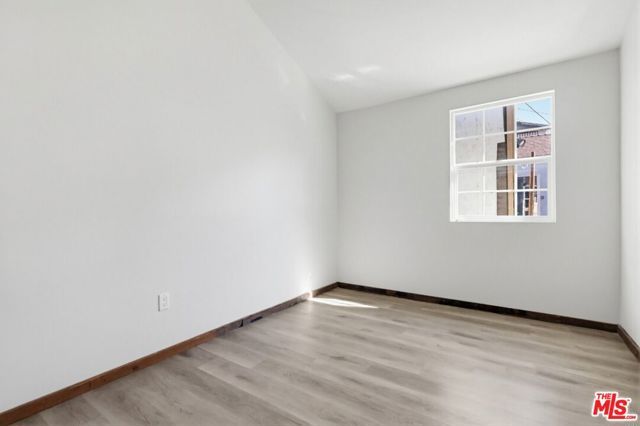 2163 W 27th Street, Los Angeles, CA 90018