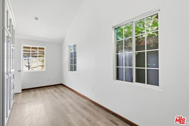 2163 W 27th Street, Los Angeles, CA 90018