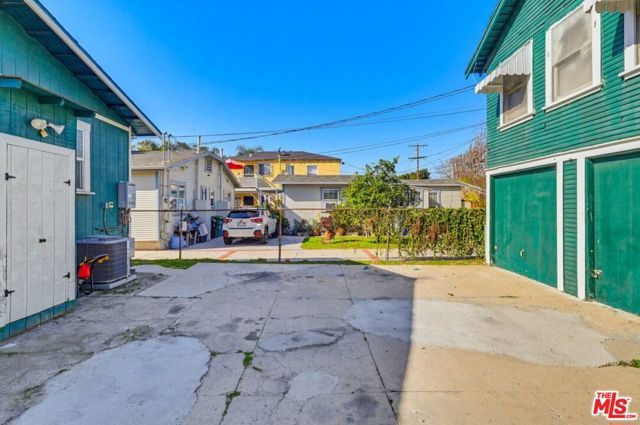 2163 W 27th Street, Los Angeles, CA 90018