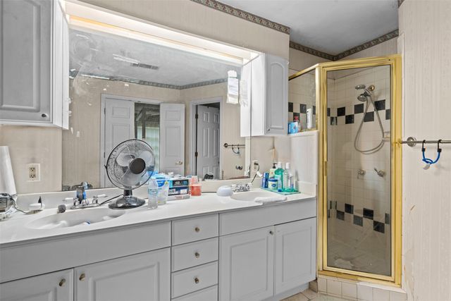 309 Westover Drive, Euless, TX 76039