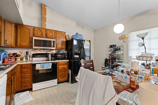 309 Westover Drive, Euless, TX 76039