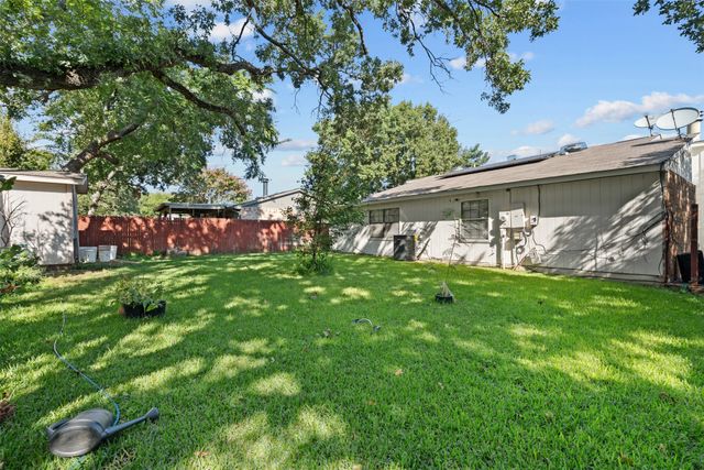 309 Westover Drive, Euless, TX 76039