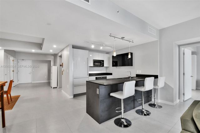 1010 Brickell Ave 2902, Miami, FL 33131