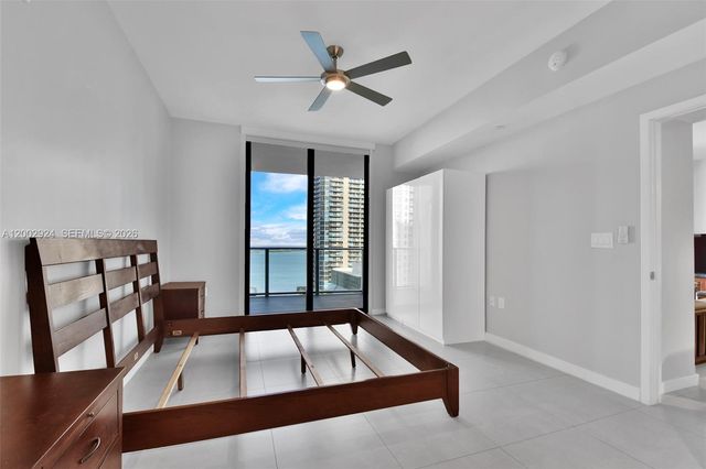 1010 Brickell Ave 2902, Miami, FL 33131