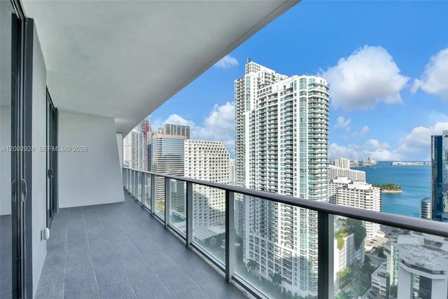 1010 Brickell Ave 2902, Miami, FL 33131