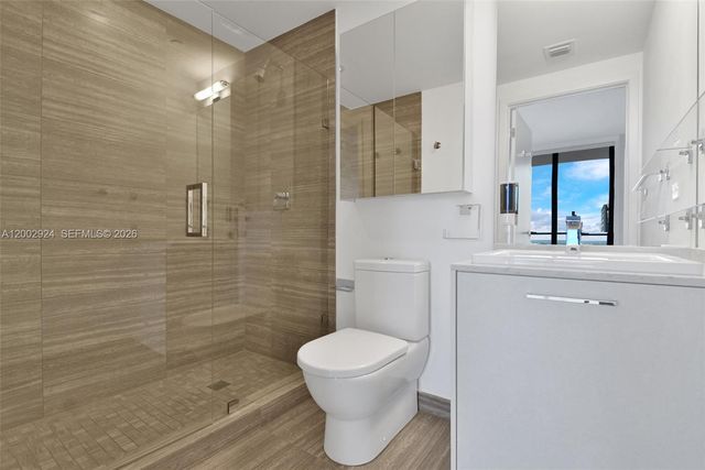 1010 Brickell Ave 2902, Miami, FL 33131