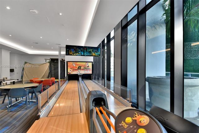 1010 Brickell Ave 2902, Miami, FL 33131