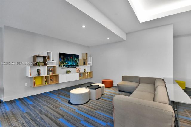 1010 Brickell Ave 2902, Miami, FL 33131