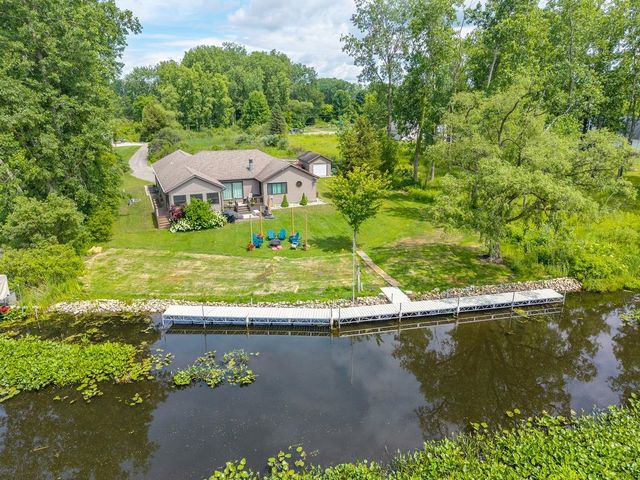 115 Lane 110b Big Otter Lk, Fremont, IN 46737