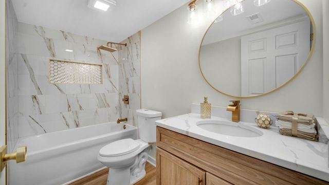 1330 Idaho Street, Gary, IN 46403