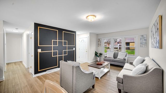 1330 Idaho Street, Gary, IN 46403