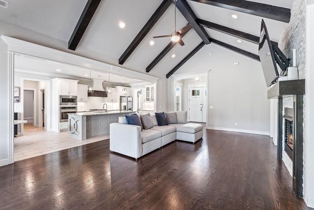 614 Oriole Drive, Elm Springs, AR 72762