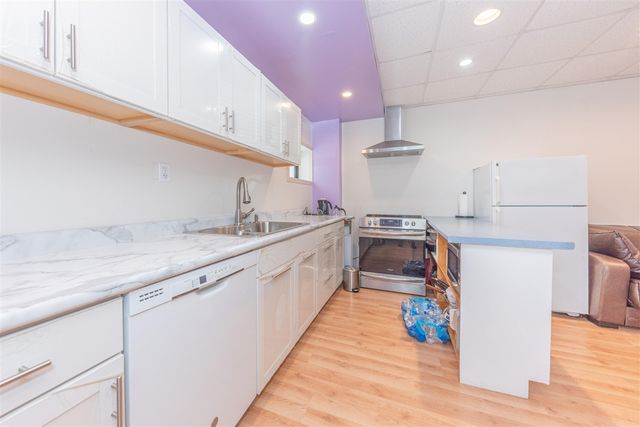 404 W Liberty Street, Ann Arbor, MI 48103