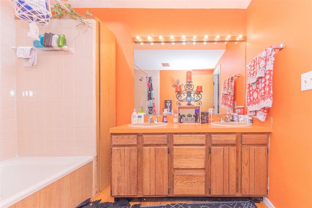 404 W Liberty Street, Ann Arbor, MI 48103