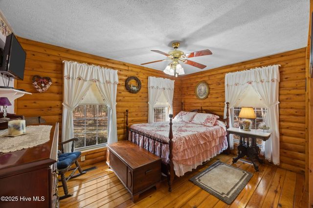 920 Jeff Road, Arapahoe, NC 28510